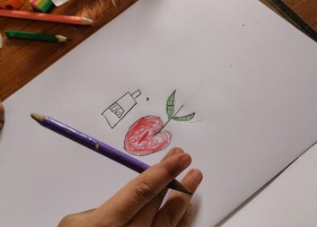 تحسين التعليم الوطني ودعم التحاق طلاب المدارس في التعليم 