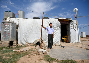 سبع طرق يساعد فيها منظمة كاريتاس جمهورية التشيك اللاجئين والنازحين داخلياً على الوقوف على أقدامهم