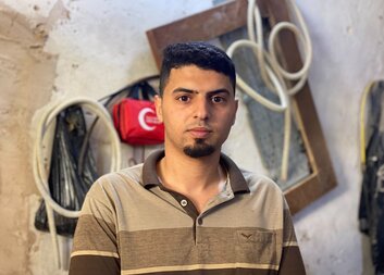 تحقق حلم ثائر بالعمل في مجال صيانة التبريد والتكييف