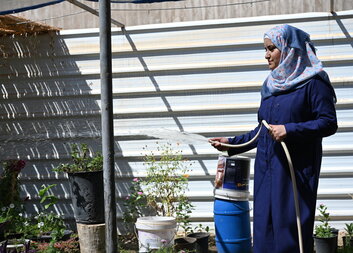 الحرف اليدوية تمكن أهل المناطق الفقيرة من الوقوف على أقدامهم وتعيد إعمار المناطق التي شهدت حروبًا